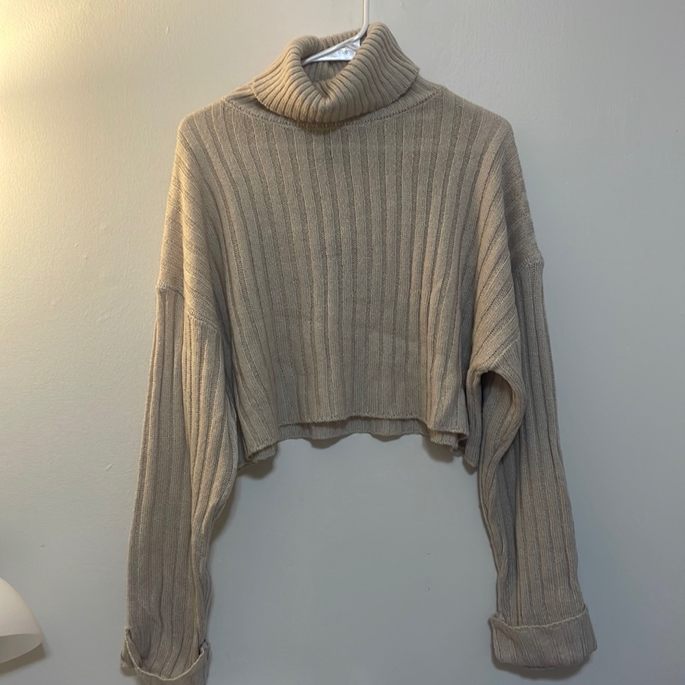 Forever 21 size L turtleneck sweater